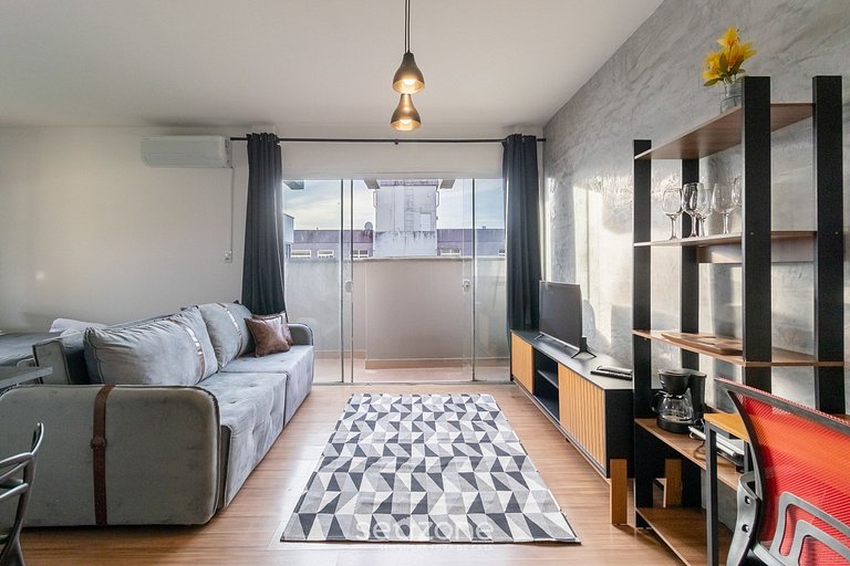 Estudio con balcón y barbacoa - DAC0402