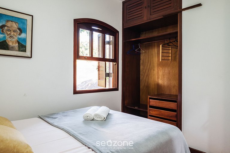 Casa vista al mar cond.10 min de la playa PEV025