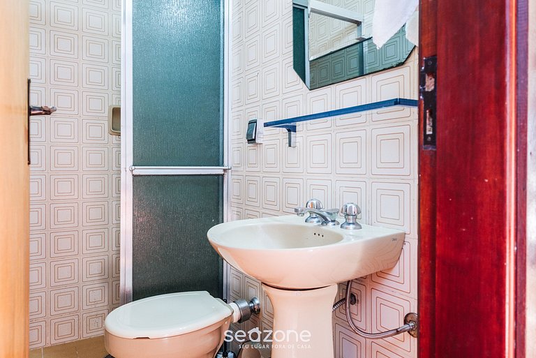 Casa vista mar em cond. a 10min da praia PEV025