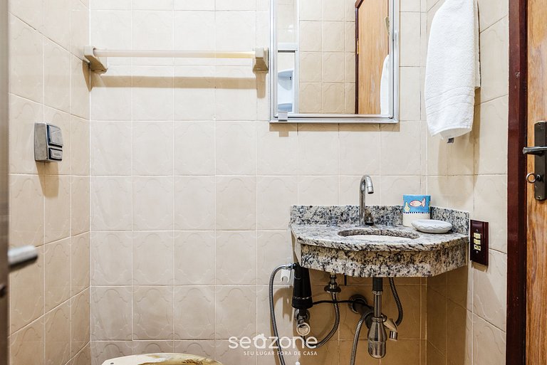 Casa vista mar em cond. a 10min da praia PEV025