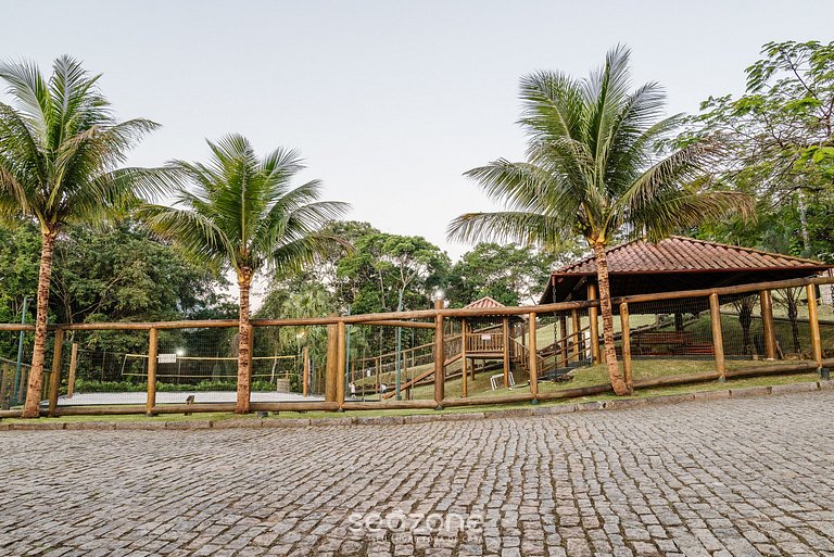 Casa vista al mar cond.10 min de la playa PEV025