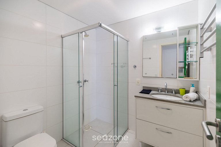 Lindo Apto c/ Varanda 500m da Praia NNG0102