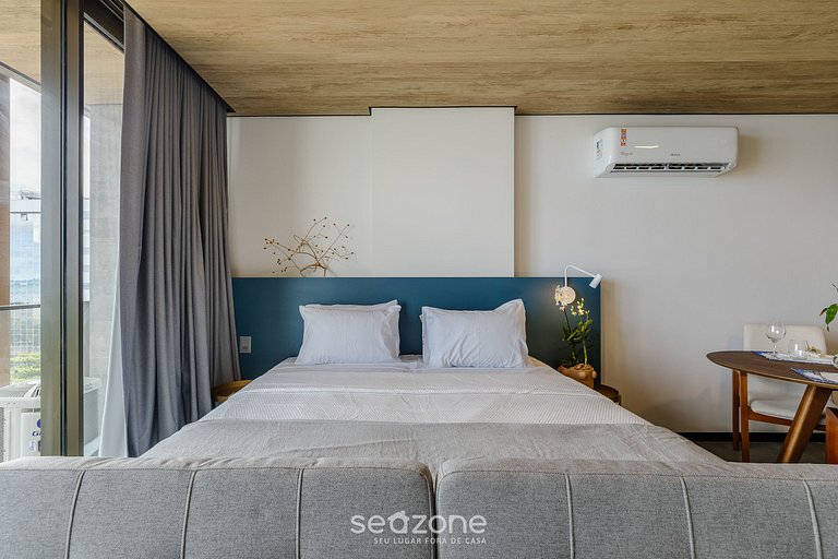 Estudio vista lateral al mar en frente mar NWT0813