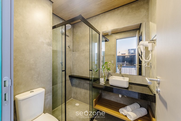 Confort exclusivo con vista lateral al mar NWT0814