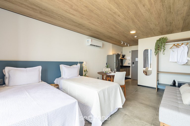 Studio Charmoso com Varanda e Vista Mar – NWT1020