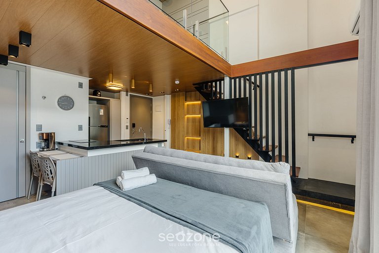 Studio com varanda e vista mar – NWT1503