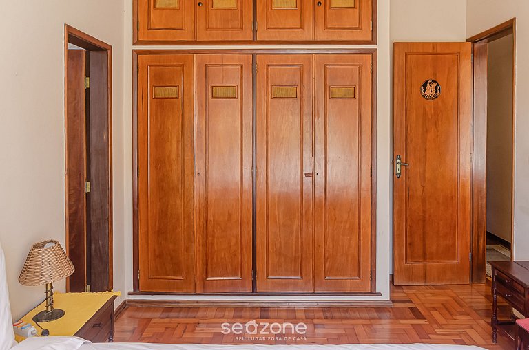 Chamosa y aconchegante casa en Petrópolis VGL041