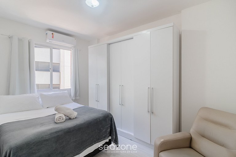 Apto completo 2Q a 80m da Praia em BC IDI0306