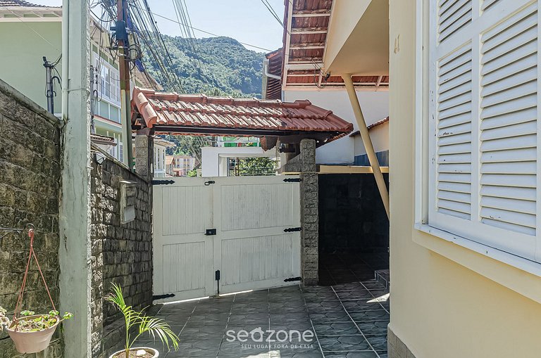 Chamosa y aconchegante casa en Petrópolis VGL041