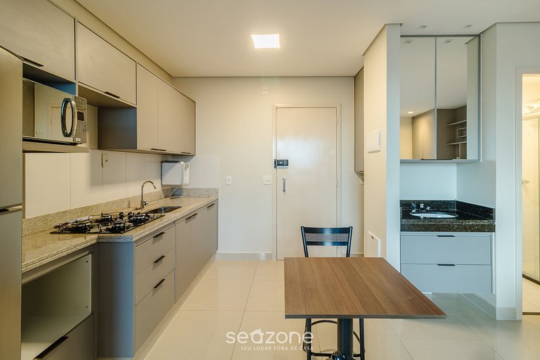 Studio em cond. com piscina e academia - DNAG0706