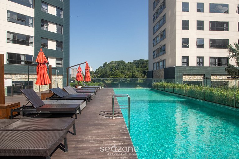 Lindo Apto em Prédio c/ Piscina MPB0034