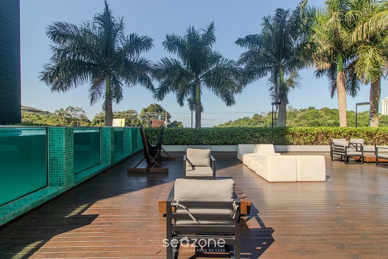 Lindo Apto em Prédio c/ Piscina MPB0034