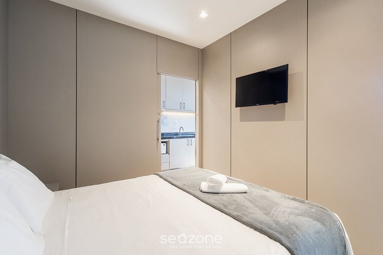 Ap c/piscina, gim y jacuzzi a 500m a playa ELF0402