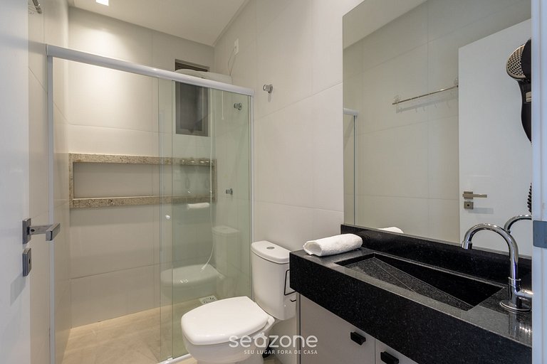 Apto c/ piscina, acad e jacuzzi 500m praia ELF0402