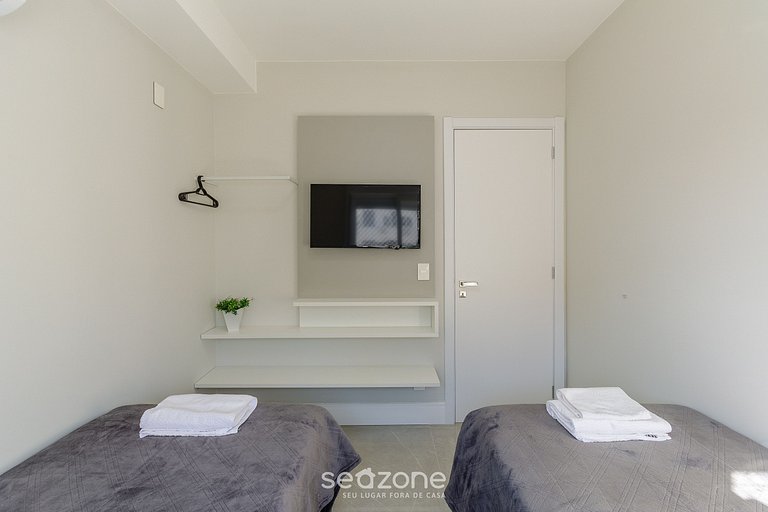 Apto c/ Churrasqueira e Garagem POA GPL1305