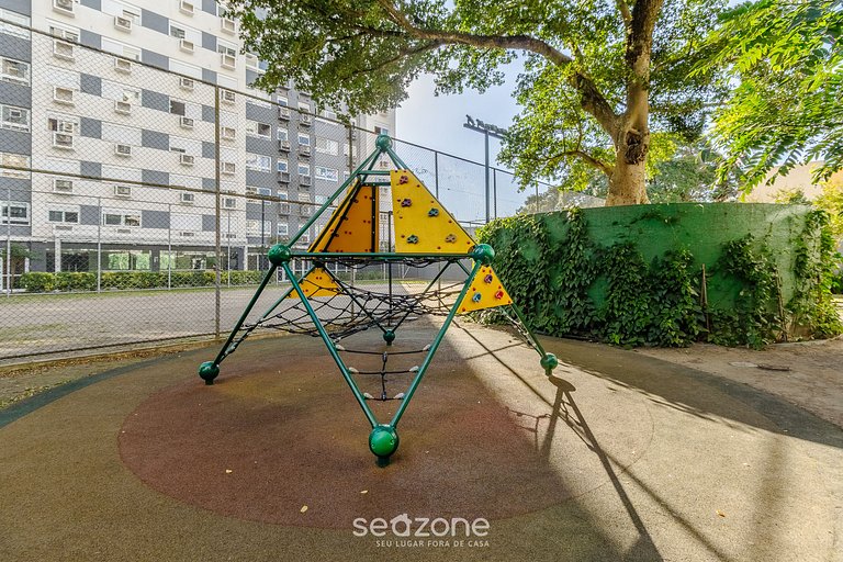 Apto c/ Churrasqueira e Garagem POA GPL1305