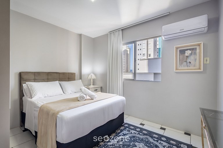 Apto beira-mar em Balneário Camboriú CET603