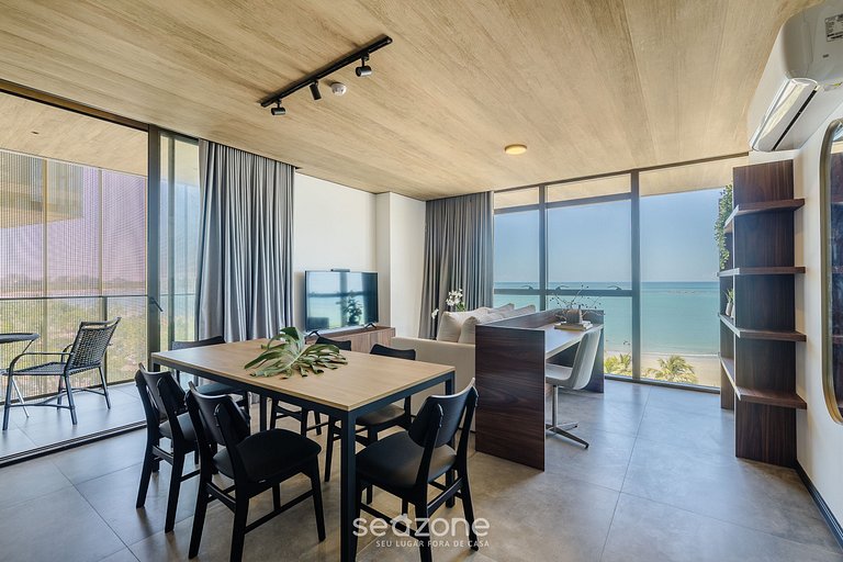 Apto con vistas al mar en primera línea de costa NWT0707