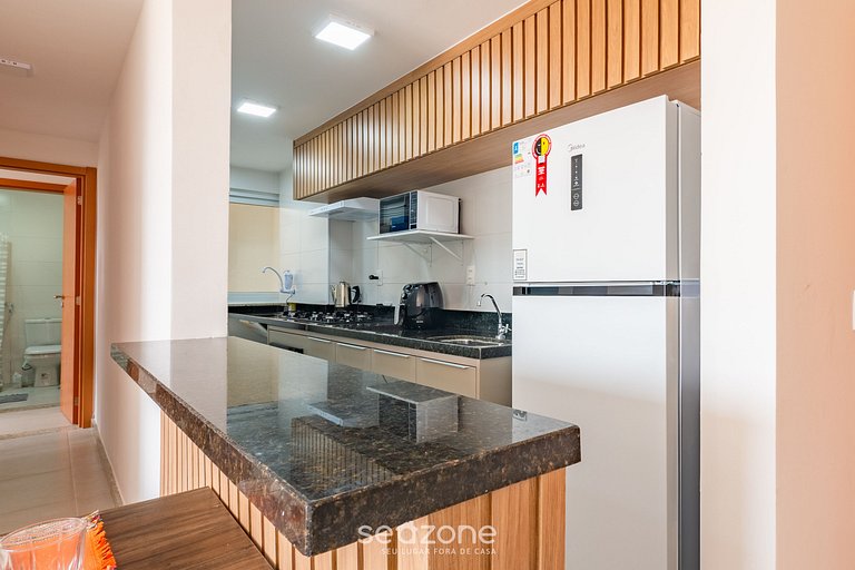 Lindo Apto em prédio c/ Piscina, Guarajuba AGA0203