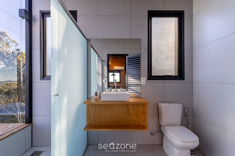 Cabaña con jacuzzi y vista en la sierra | VST036