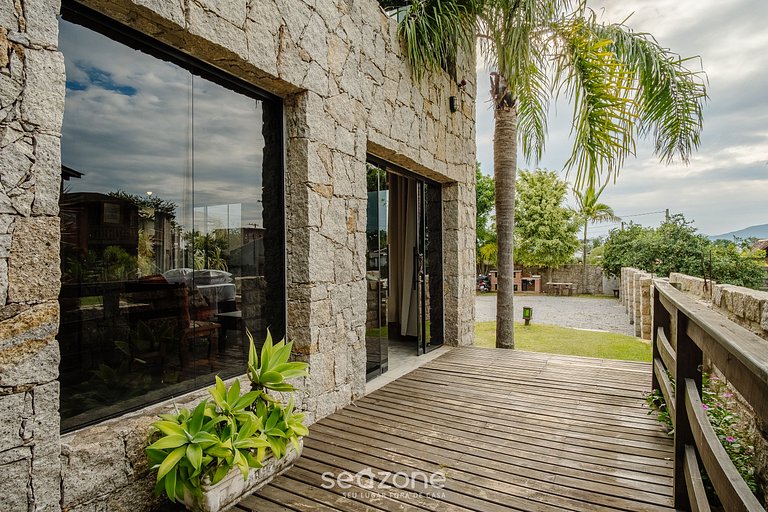 Acogedor estudio planta baja Praia do Rosa PRN0001