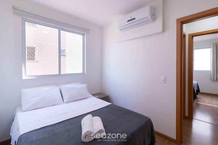 Apto exclusivo c/ vista para piscina e mar VAC0708