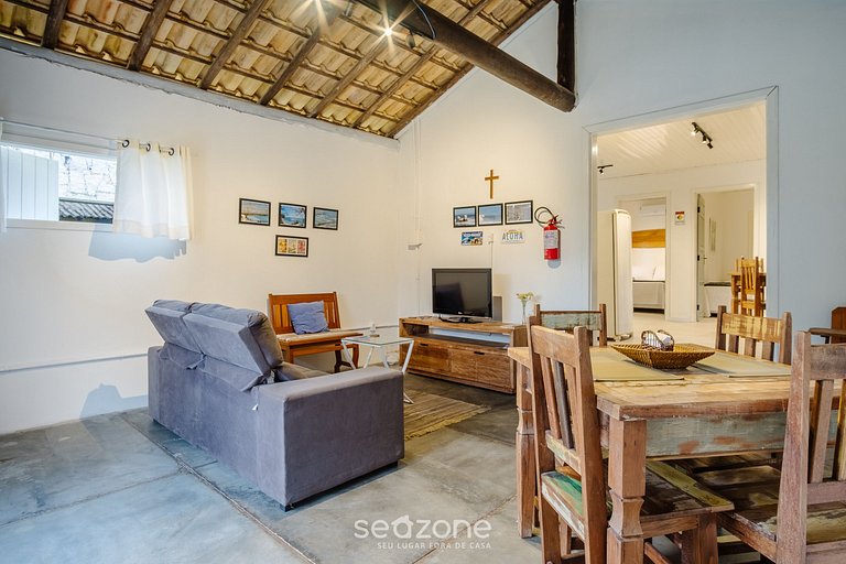 Casa charmosa a poucos minutos da praia PRN0003