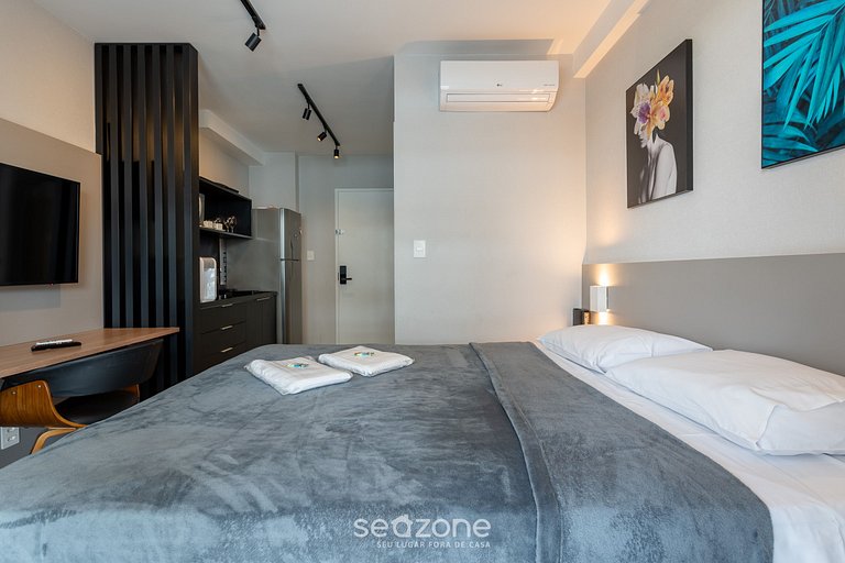 Estudio moderno con piscina en São Paulo YOU1203