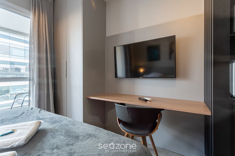 Estudio moderno con piscina en São Paulo YOU1203