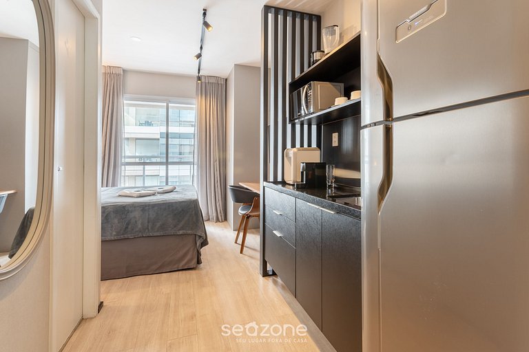 Estudio moderno con piscina en São Paulo YOU1203