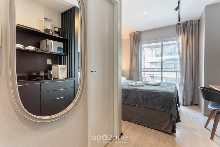 Estudio moderno con piscina en São Paulo YOU1203