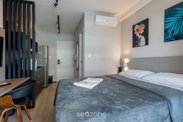 Estudio moderno con piscina en São Paulo YOU1203