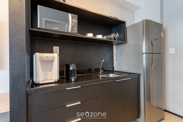 Estudio moderno con piscina en São Paulo YOU1203