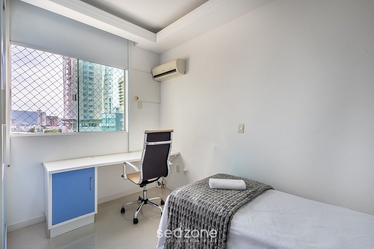 Apto 3 dorms c balcón gourmet a 250m d mar VIM0602