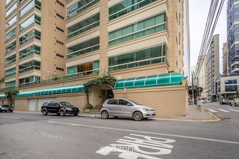 Hospédate a pasos del mar en Meia Praia - VIM