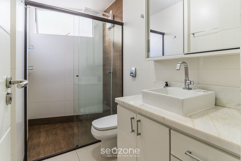 Apto completo en Floripa, 50m de la playa PAD0103