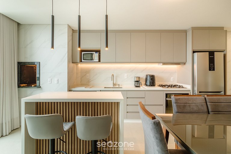 Apto 2Q com vista p/ o mar prox. da praia RTS0903