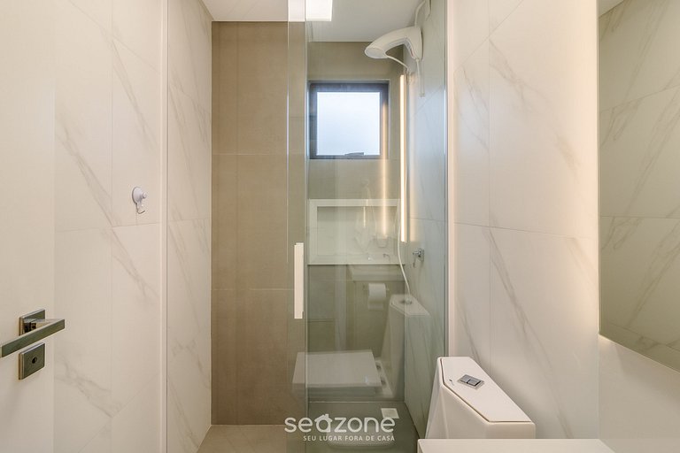 Apto 2Q com vista p/ o mar prox. da praia RTS0903