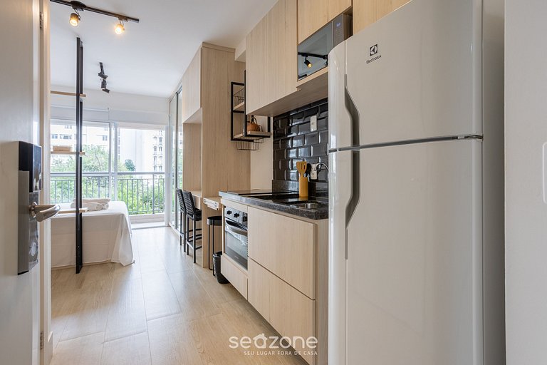 Precioso estudio a 400m del metro EATNR0205