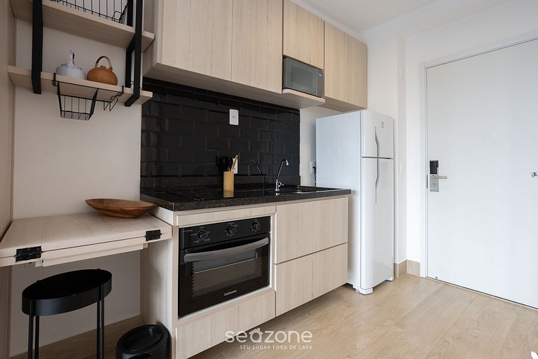 Precioso estudio a 400m del metro EATNR0205