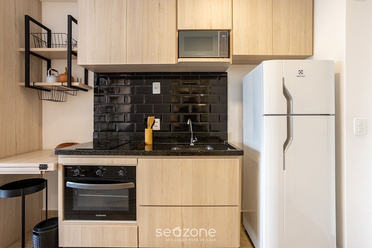 Precioso estudio a 400m del metro EATNR0205