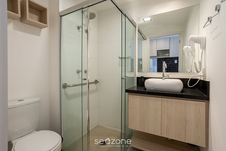 Precioso estudio a 400m del metro EATNR0205