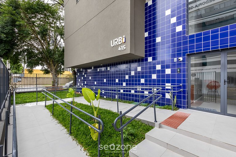 Studio em Cond. c/ academia a 350m da PUC EBI0603