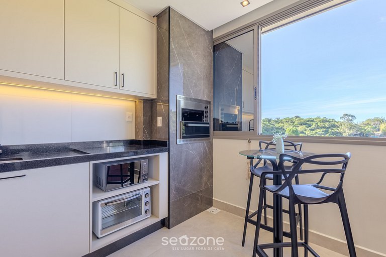 Apto moderno perto da Praia de Bombinhas ELF0407