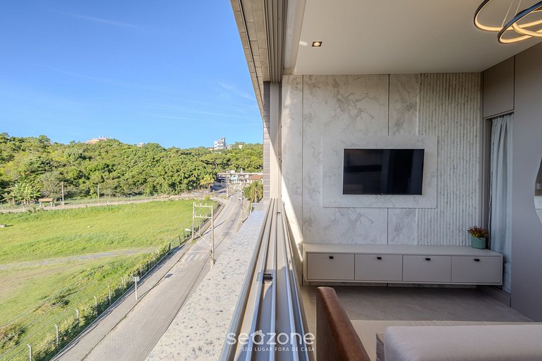 Apto moderno perto da Praia de Bombinhas ELF0407