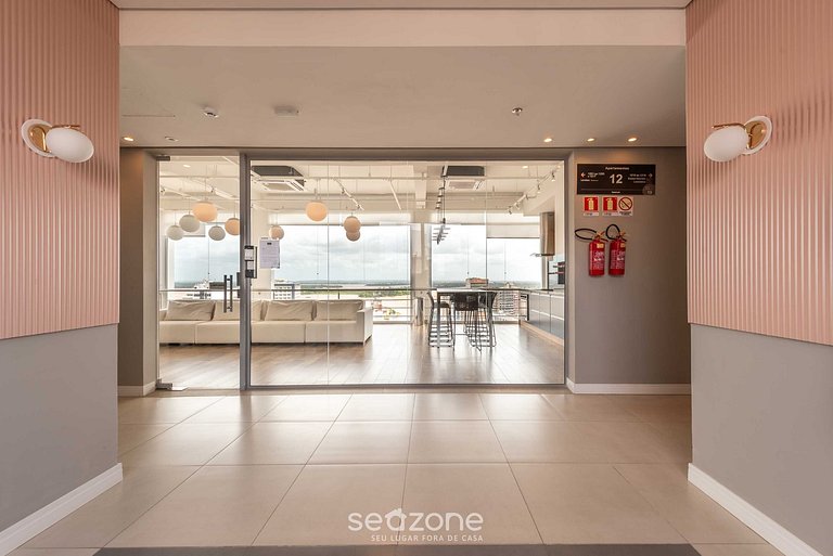 Studio em Cond. c/ Piscina no Centro POA TCO0811