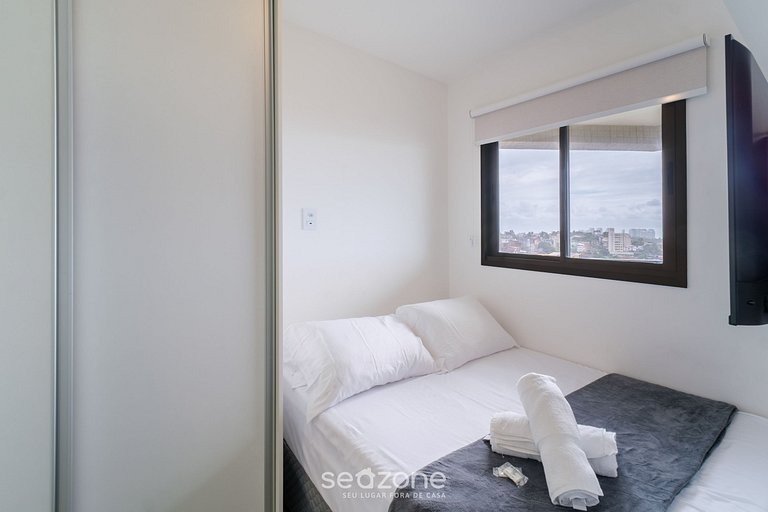 Apto c/ vista mar e piscina em Salvador | SOA0908