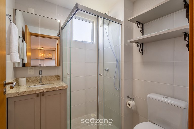 Apto c/ varanda a beira-mar - VAC0601