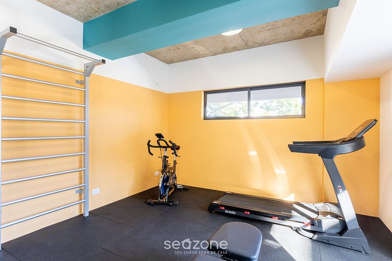 Estudio en Cond. c/ gim a 350m de la PUC EBI0603