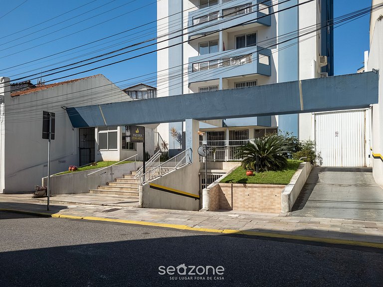 Studio Confortável no Centro de Floripa EVA0506